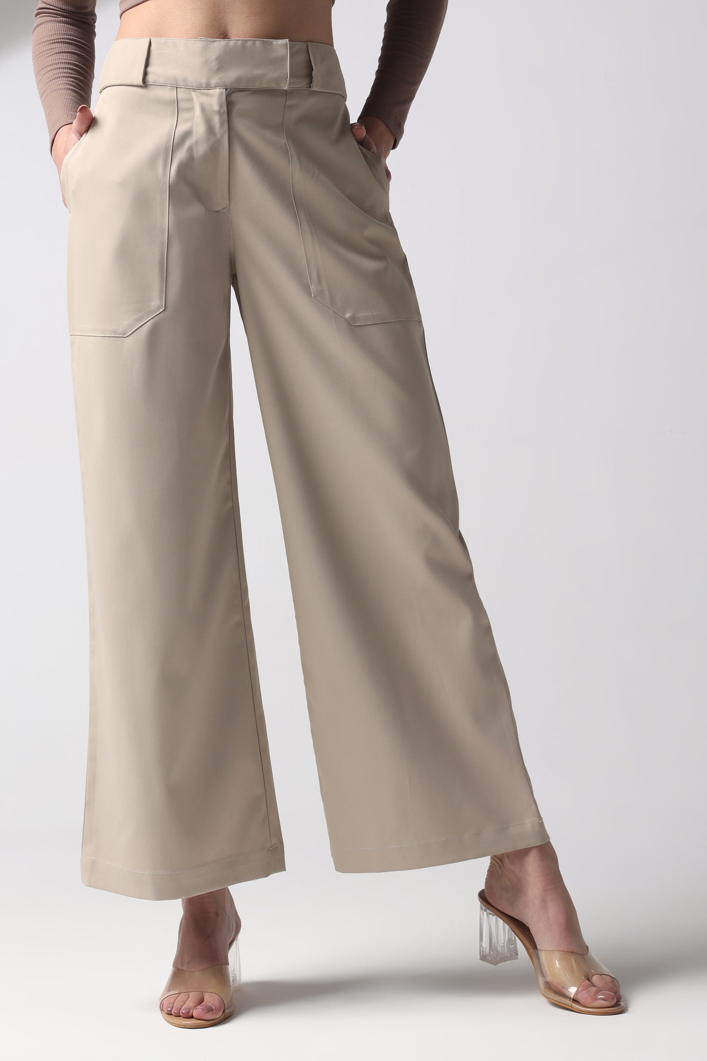 Wide Leg Patch Pocket Pants