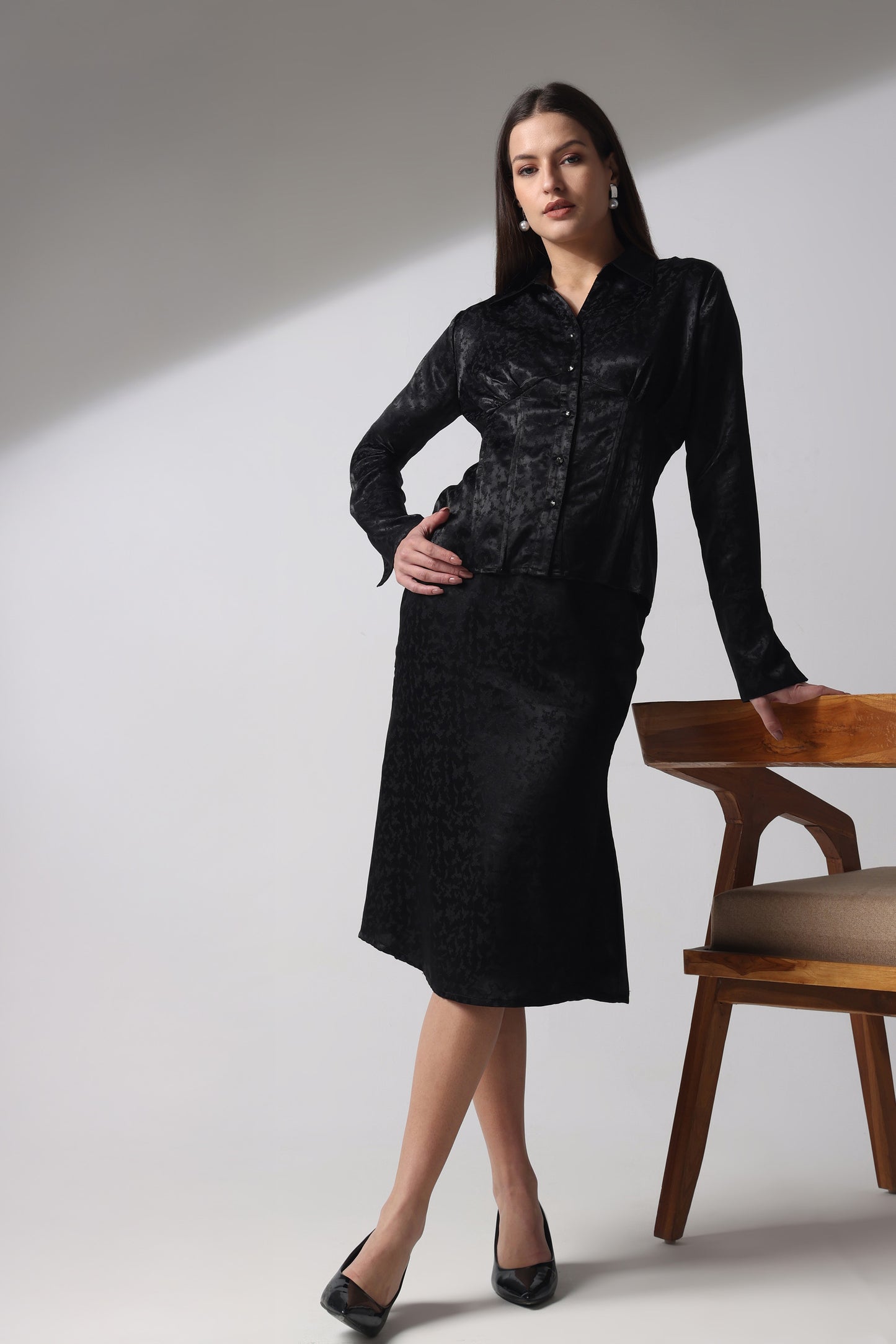 Woven Essense Full Sleeve Collared Shirt