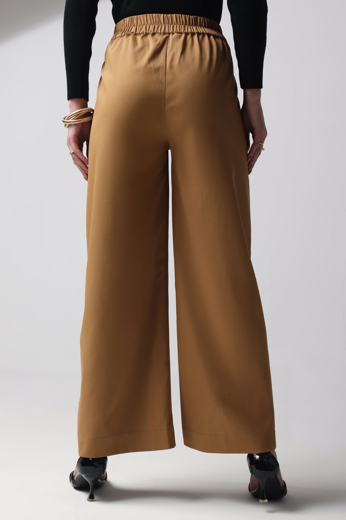 Wide Leg Patch Pocket Pants