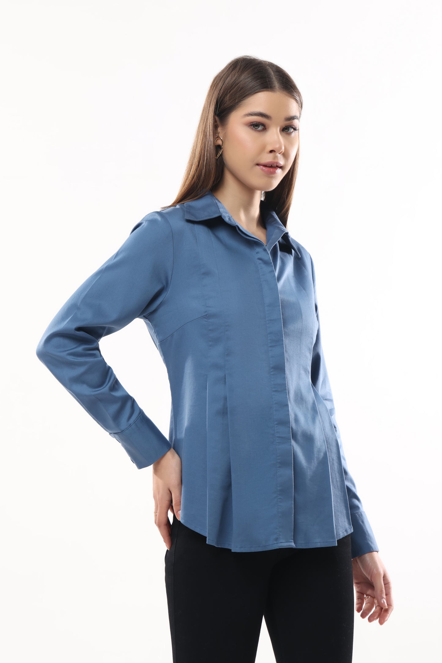 Full Sleeved Front Pleated Fit Shirt